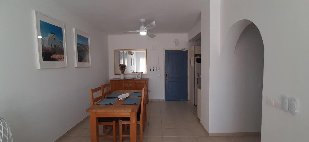 Limnaria Gardens - Superb Modern 1 Bed Apartment With Pool Views Pafos Exterior foto