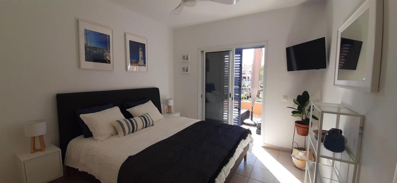 Limnaria Gardens - Superb Modern 1 Bed Apartment With Pool Views Pafos Exterior foto